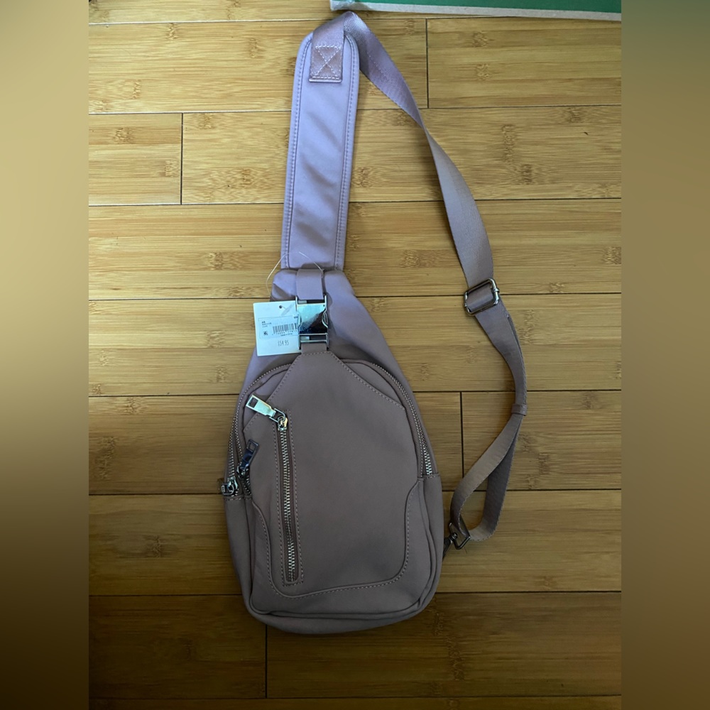 Small cross body bag. NWT